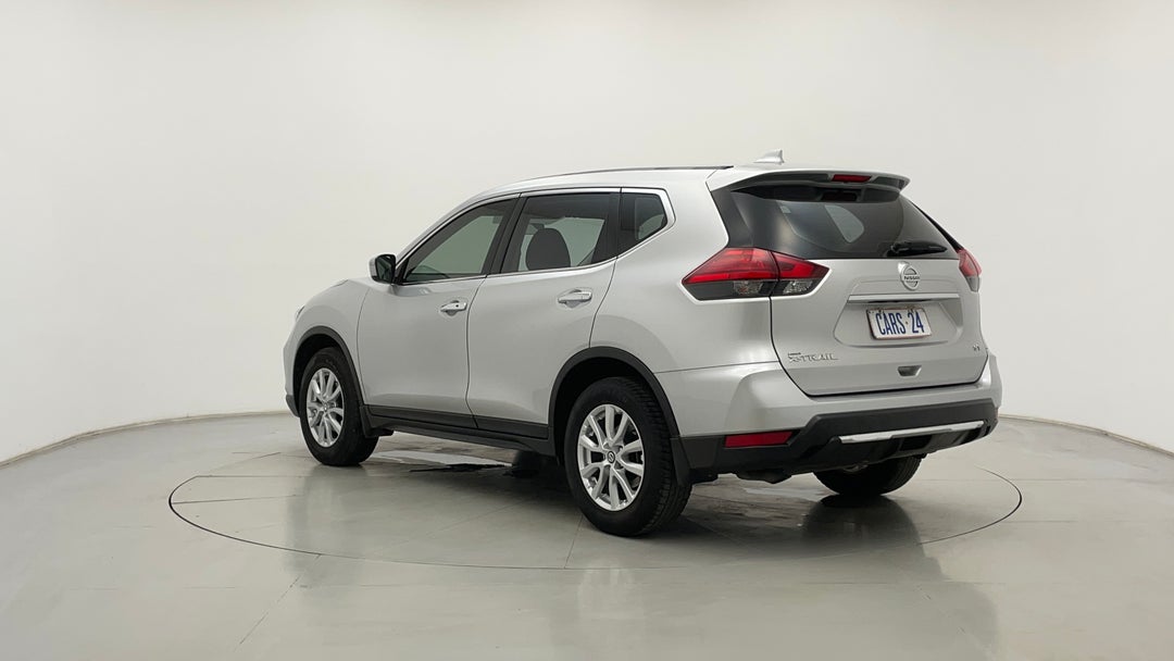 Left Back Diagonal (45- Degree) View