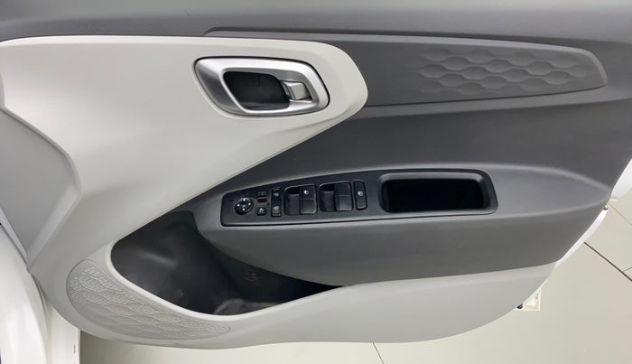 2020 Hyundai GRAND I10 NIOS SPORTZ AMT 1.2 KAPPA VTVT, Petrol, Automatic, 9,665 km, Driver Side Door Panels Control