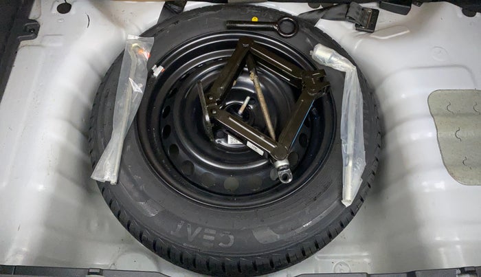 2020 Hyundai GRAND I10 NIOS SPORTZ AMT 1.2 KAPPA VTVT, Petrol, Automatic, 9,665 km, Spare Tyre