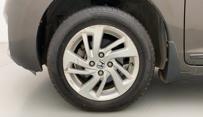 2015 Honda Jazz 1.2L I-VTEC V, Petrol, Manual, 1,13,962 km, Left Front Wheel