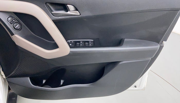 2017 Hyundai Creta 1.6 CRDI SX PLUS AUTO, Diesel, Automatic, 39,574 km, Driver Side Door Panels Control