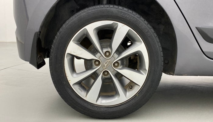 2014 Hyundai Elite i20 SPORTZ 1.4, Diesel, Manual, 73,693 km, Right Rear Wheel