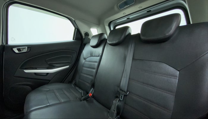 2017 Ford Ecosport 1.5 TITANIUMTDCI OPT, Diesel, Manual, 59,943 km, Right Side Rear Door Cabin