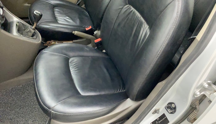 2012 Hyundai i10 MAGNA 1.2, Petrol, Manual, 54,346 km, Front left seat (passenger seat) - Cover slightly torn