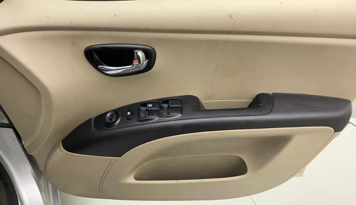 2012 Hyundai i10 MAGNA 1.2, Petrol, Manual, 54,346 km, Driver Side Door Panels Control