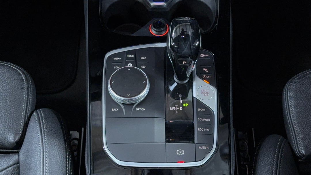 2020 BMW 1 18i M Sport, Automatic, 33346 km, Gear Lever 