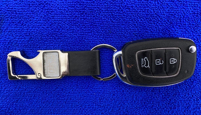 2017 Hyundai Elite i20 ASTA 1.2, Petrol, Manual, 13,857 km, Key Close Up