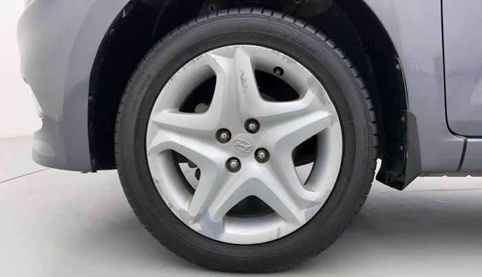 2017 Hyundai Elite i20 ASTA 1.2, Petrol, Manual, 13,857 km, Left Front Wheel