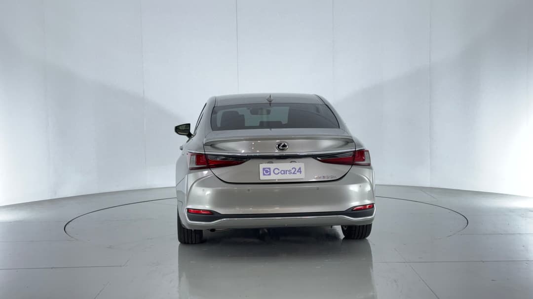2023 Lexus Es300h Luxury (hybrid), Automatic, 33122 km, Back/Rear View