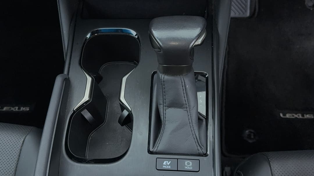 2023 Lexus Es300h Luxury (hybrid), Automatic, 33122 km, Gear Lever 