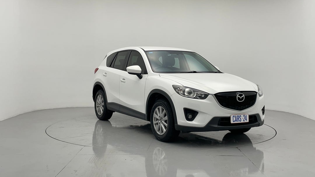 2014 Mazda CX-5 Maxx Sport (4x2), Automatic, 112037 km, Right Front Diagonal (45- Degree) View