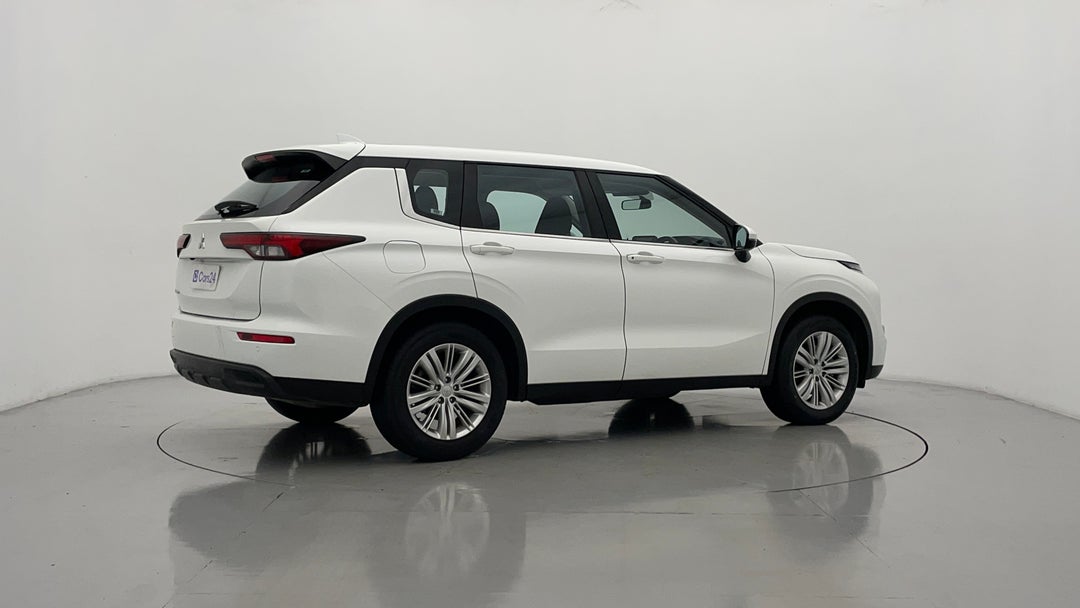 2024 Mitsubishi Outlander Es 5 Seat (2WD), Automatic, 53971 km, Right Back Diagonal (45- Degree) View