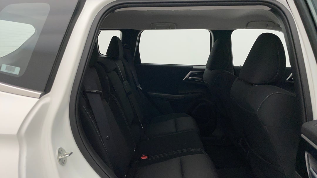 2024 Mitsubishi Outlander Es 5 Seat (2WD), Automatic, 53971 km, Right Side Rear Door Cabin View