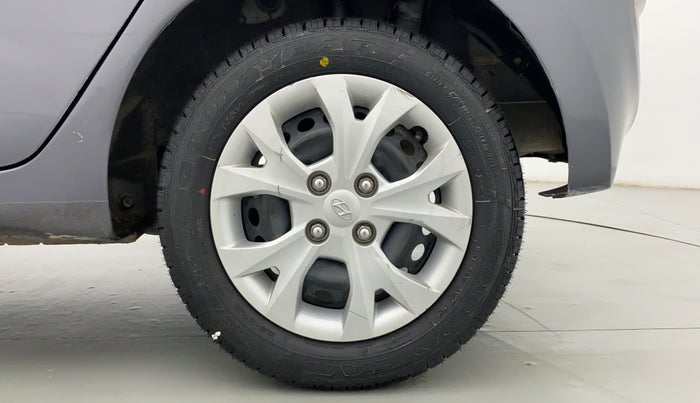 2015 Hyundai Grand i10 MAGNA 1.2 VTVT, Petrol, Manual, 27,394 km, Left Rear Wheel