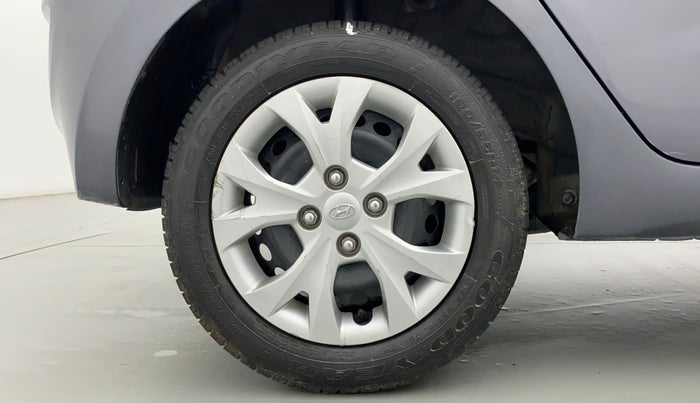2015 Hyundai Grand i10 MAGNA 1.2 VTVT, Petrol, Manual, 27,394 km, Right Rear Wheel