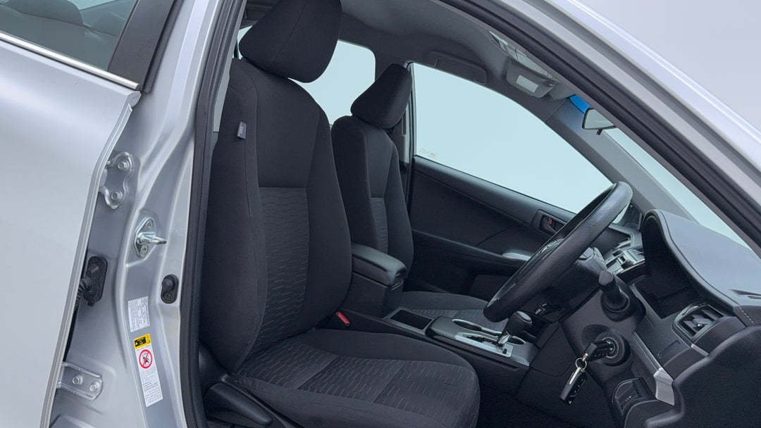 2017 Toyota Camry Altise, Automatic, 122259 km, Right Side Front Door Cabin View