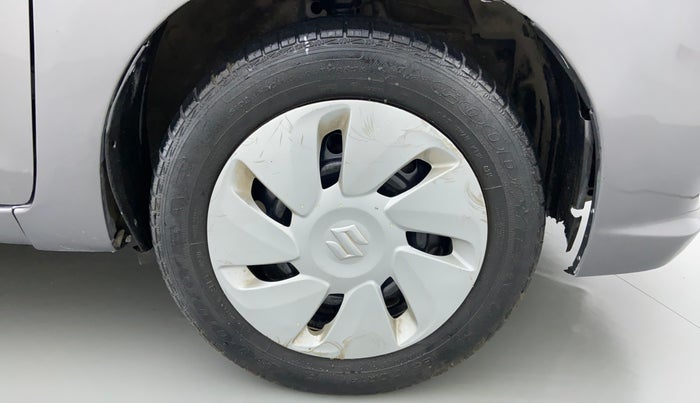 2018 Maruti Celerio ZXI, Petrol, Manual, 42,071 km, Right Front Wheel