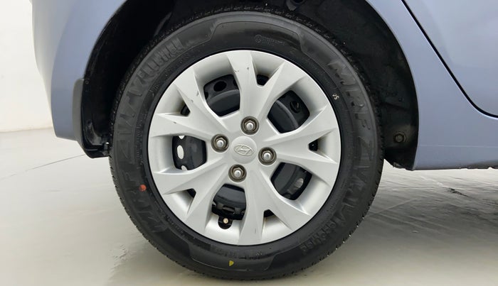 2013 Hyundai Grand i10 MAGNA 1.2 VTVT, Petrol, Manual, 44,113 km, Right Rear Wheel