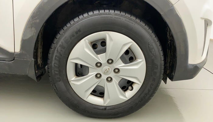 2016 Hyundai Creta E PLUS 1.6 PETROL, Petrol, Manual, 83,184 km, Right Front Wheel