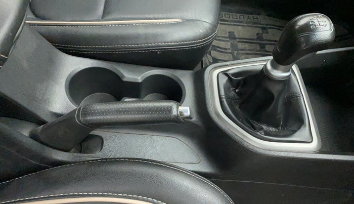 2016 Hyundai Creta E PLUS 1.6 PETROL, Petrol, Manual, 83,184 km, Gear Lever