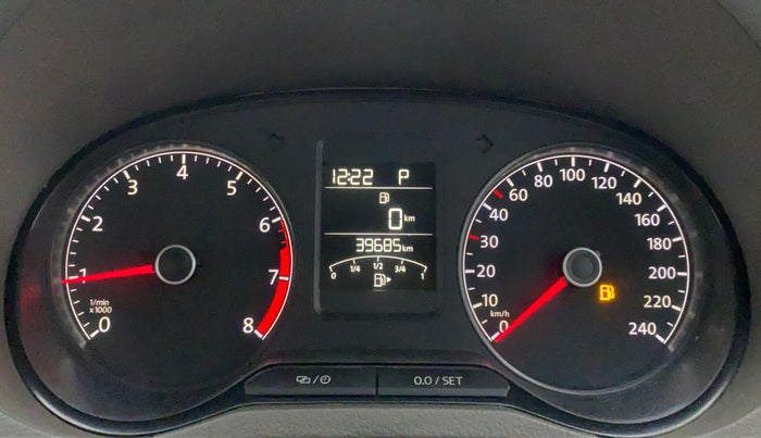 2015 Volkswagen Vento HIGHLINE 1.2 TSI AT, Petrol, Automatic, 39,741 km, Odometer Image