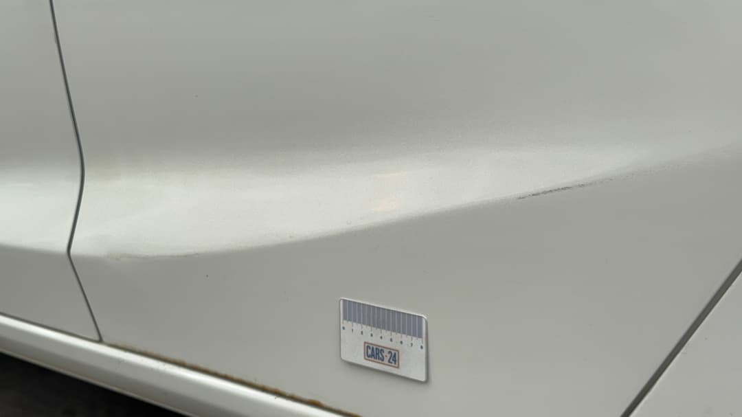Doors Rear LHS Scratch