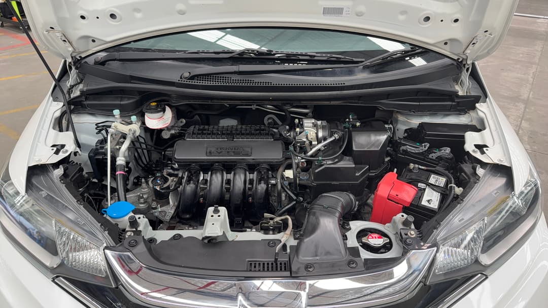 Open Bonnet (Engine)