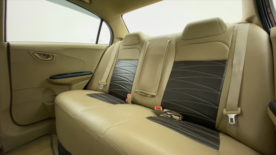 Right Side Rear Door Cabin