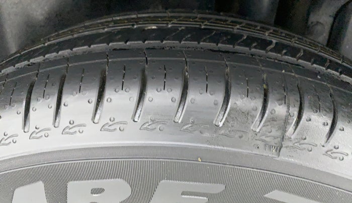 2015 Maruti Swift LDI BS IV, Diesel, Manual, 45,654 km, Left Rear Tyre Tread
