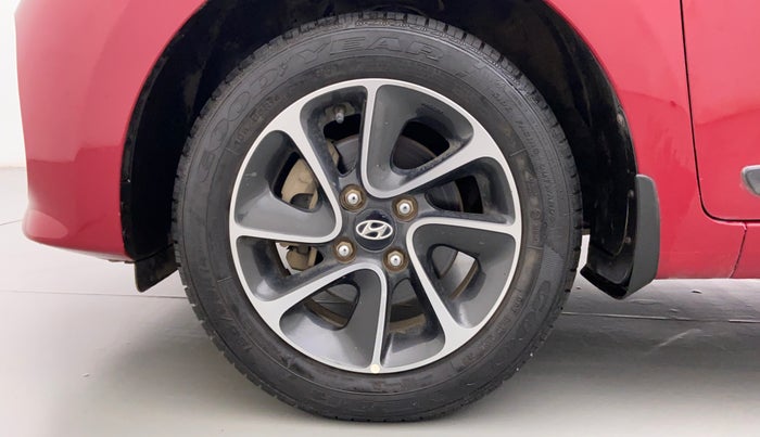 2017 Hyundai Grand i10 SPORTZ AT 1.2 KAPPA VTVT, Petrol, Automatic, 12,226 km, Left Front Wheel