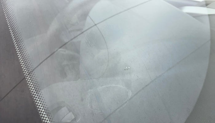 2018 Renault Duster RXS CVT, Petrol, Automatic, 31,875 km, Front windshield - Minor spot on windshield