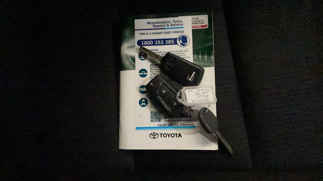 2021 Toyota Hilux Sr Hi-rider, Automatic, 52506 km, Key Close-up