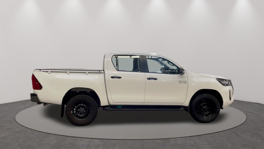 2021 Toyota Hilux Sr Hi-rider, Automatic, 52506 km, Right Side View