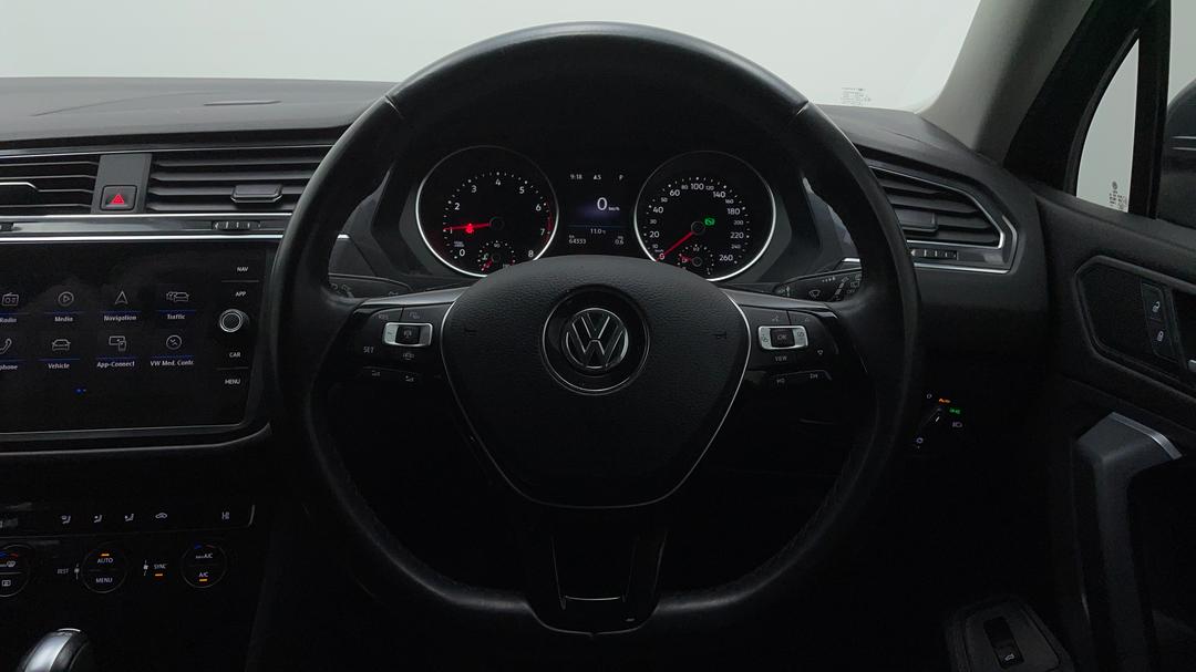 2019 Volkswagen Tiguan Allspace 110 Tsi Comfortline, Automatic, 64333 km, Steering Wheel Close-up