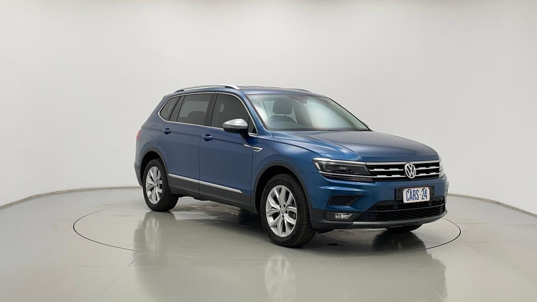 2019 Volkswagen Tiguan Allspace 110 Tsi Comfortline, Automatic, 64333 km, Right Front Diagonal (45- Degree) View