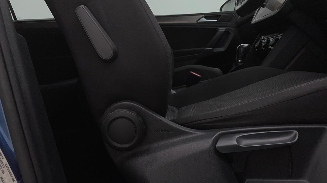 2019 Volkswagen Tiguan Allspace 110 Tsi Comfortline, Automatic, 64333 km, Drivers Side Adjustment Panel