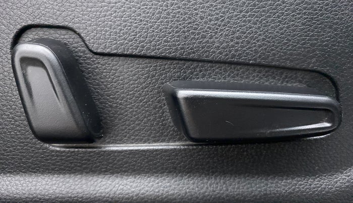 2019 KIA SELTOS 1.5 GTX+ AT, Diesel, Automatic, 31,778 km, Driver Side Adjustment Panel