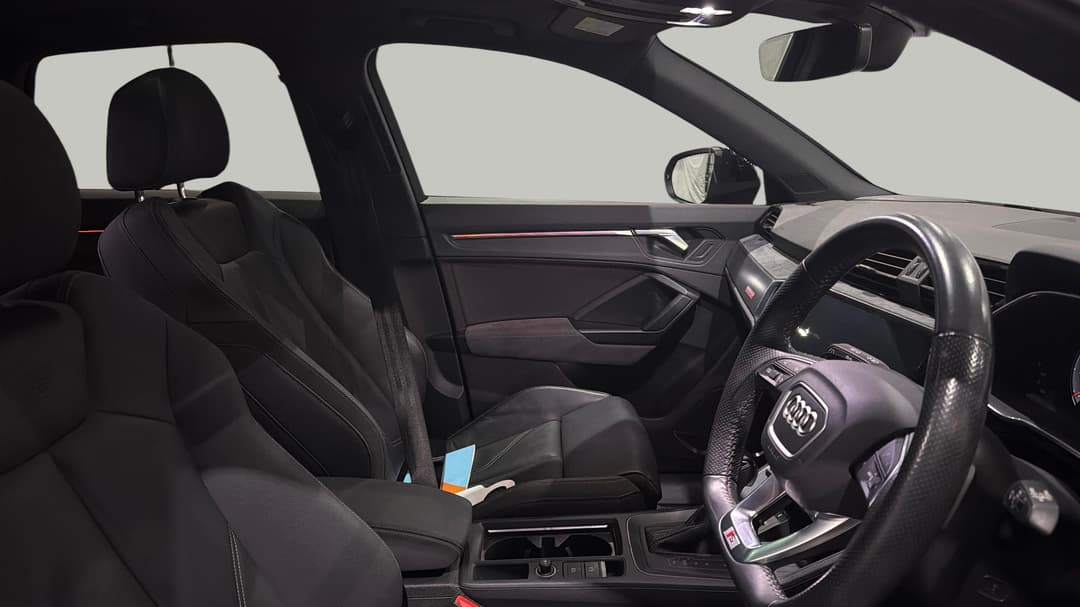 2020 Audi Q3 40 Tfsi Quattro S Line, Automatic, 57935 km, Right Side Front Door Cabin View