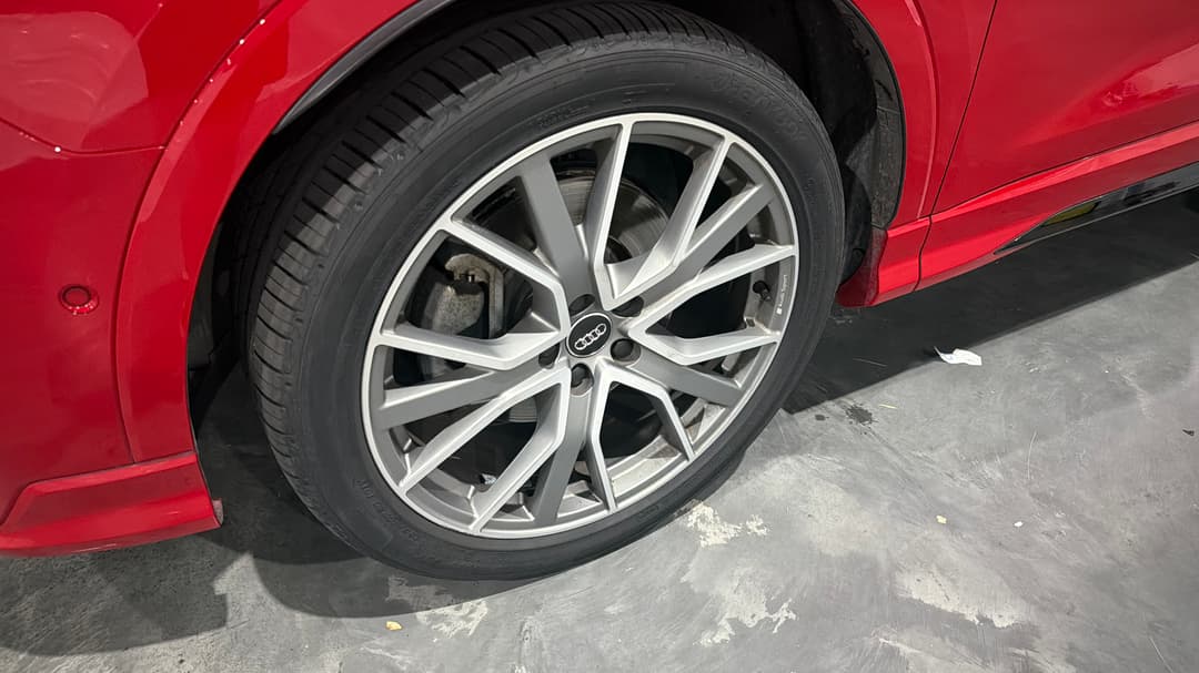 2020 Audi Q3 40 Tfsi Quattro S Line, Automatic, 57935 km, Left Front Wheel