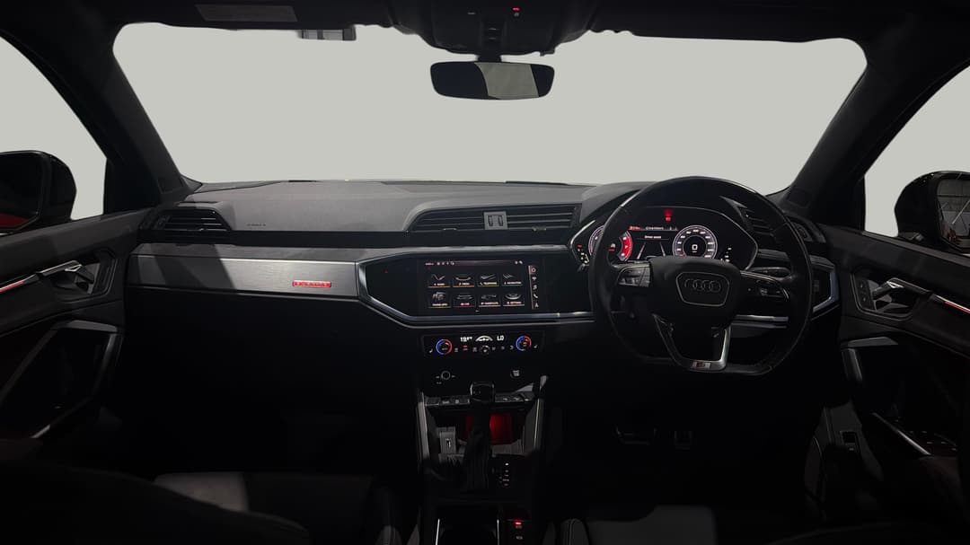 2020 Audi Q3 40 Tfsi Quattro S Line, Automatic, 57935 km, Dashboard View