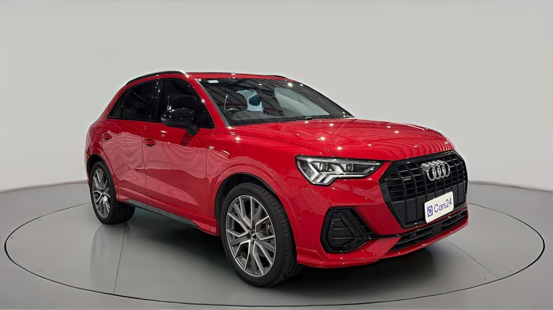 2020 Audi Q3 40 Tfsi Quattro S Line, Automatic, 57935 km, Right Front Diagonal (45- Degree) View