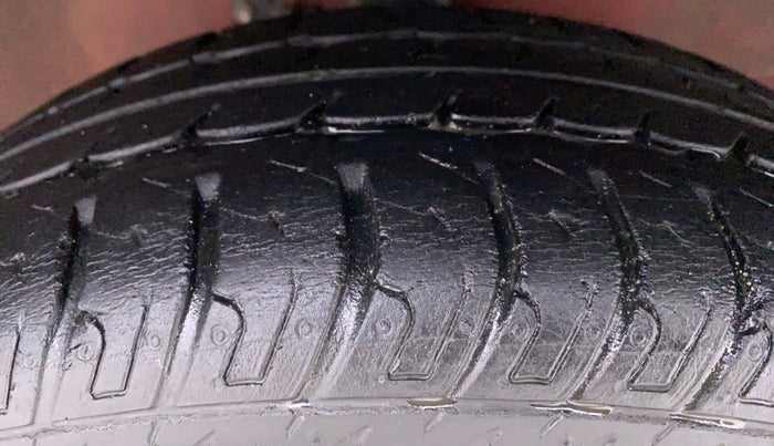 2018 Maruti Wagon R 1.0 VXI, Petrol, Manual, 23,544 km, Right Front Tyre Tread