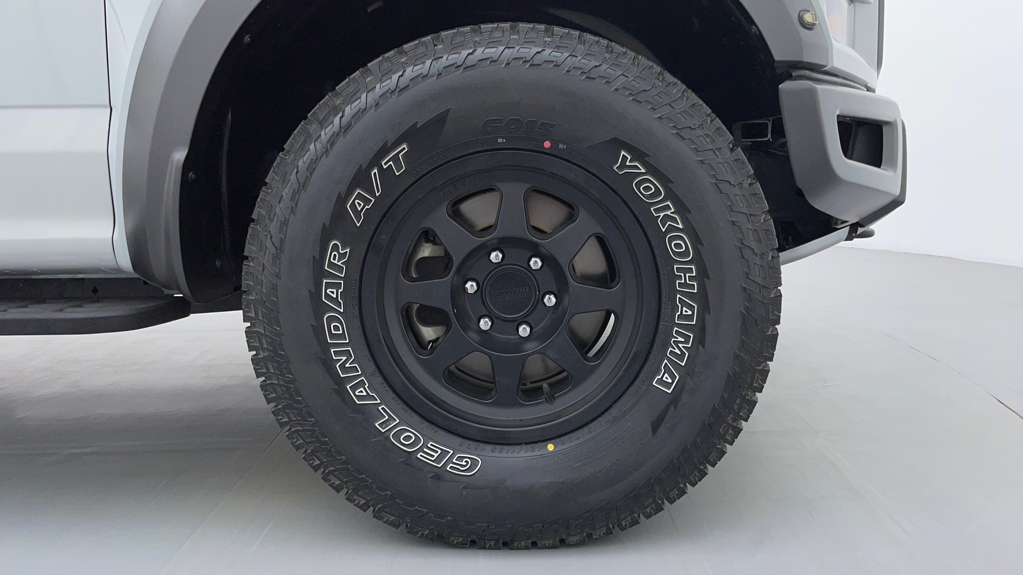 Ford F 150-Right Front Tyre