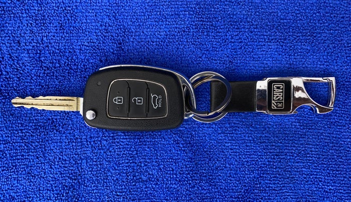 2021 Hyundai NEW I20 SPORTZ 1.2 MT, Petrol, Manual, 11,274 km, Key Close Up