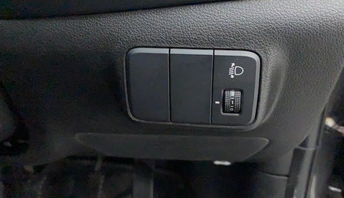 2021 Hyundai NEW I20 SPORTZ 1.2 MT, Petrol, Manual, 11,274 km, Dashboard - Headlight height adjustment not working