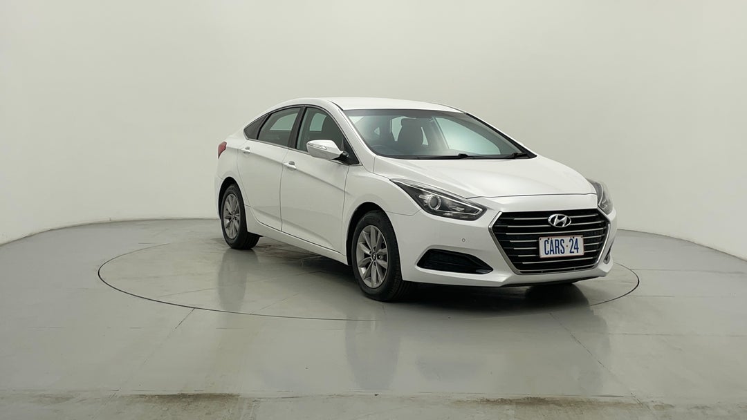 Right Front Diagonal (45- Degree) View