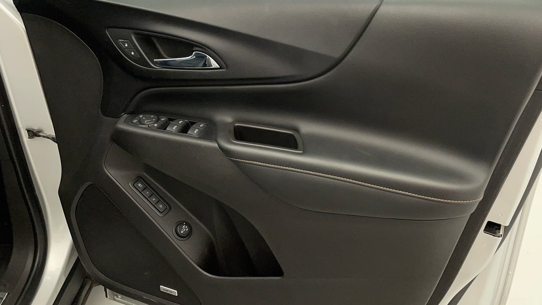 2018 Holden Equinox Ltz (fwd), Automatic, 83589 km, Speaker View