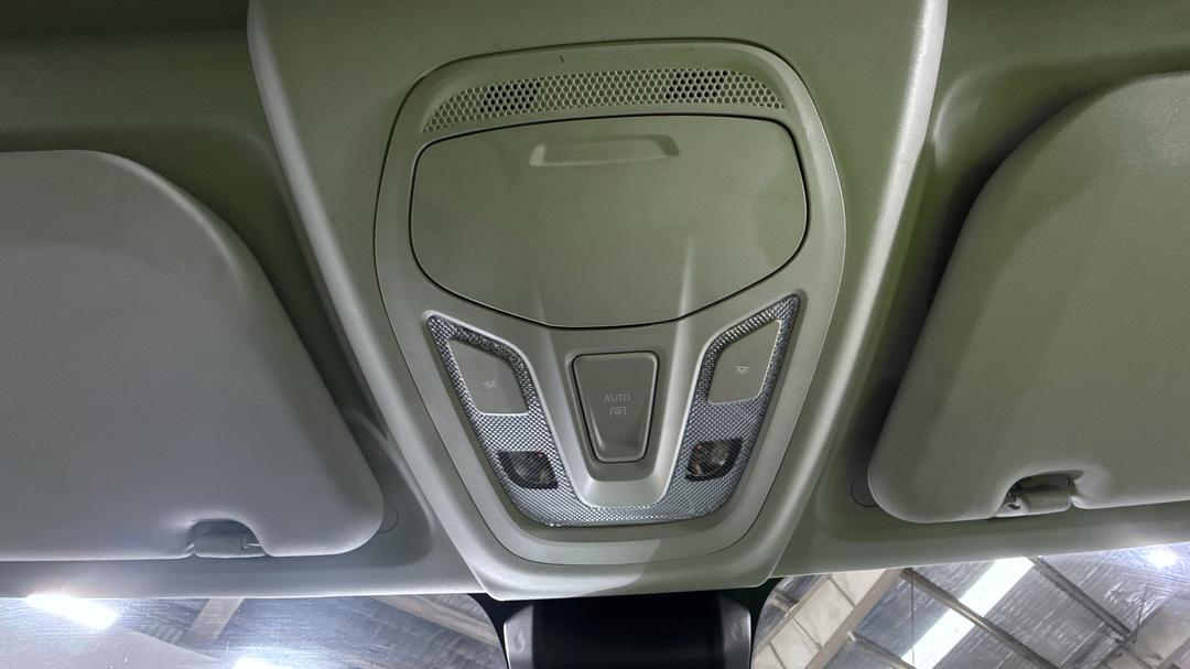 2023 LDV Deliver 9 Mwb Mid Roof, Automatic, 26223 km, On-Roof Controls/Sunglass holder