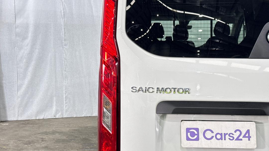 2023 LDV Deliver 9 Mwb Mid Roof, Automatic, 26223 km, Badge (Boot Left Side)