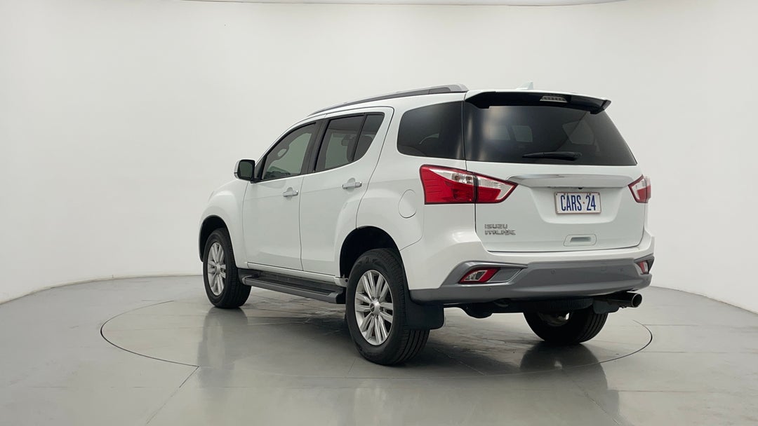 Left Back Diagonal (45- Degree) View